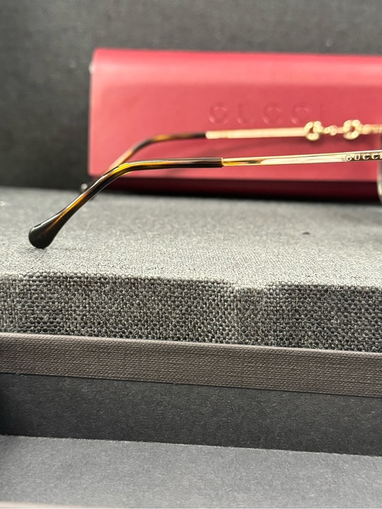 Gucci Gold Frame Round Sunglasses with Black Lenses main image 4